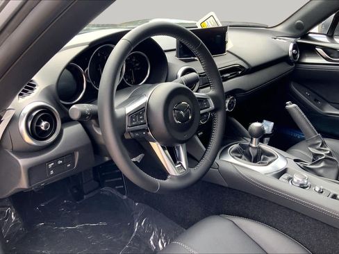 New 2026 MAZDA MX-5 Miata RF Grand Touring RWD image 8