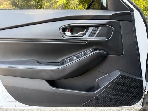 Used 2024 Honda Accord Touring image 21