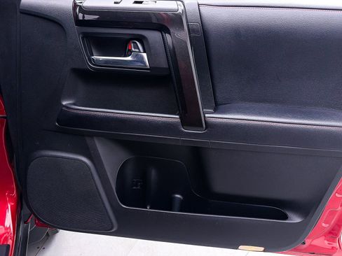 Used 2019 Toyota 4Runner TRD Off-Road Premium image 34