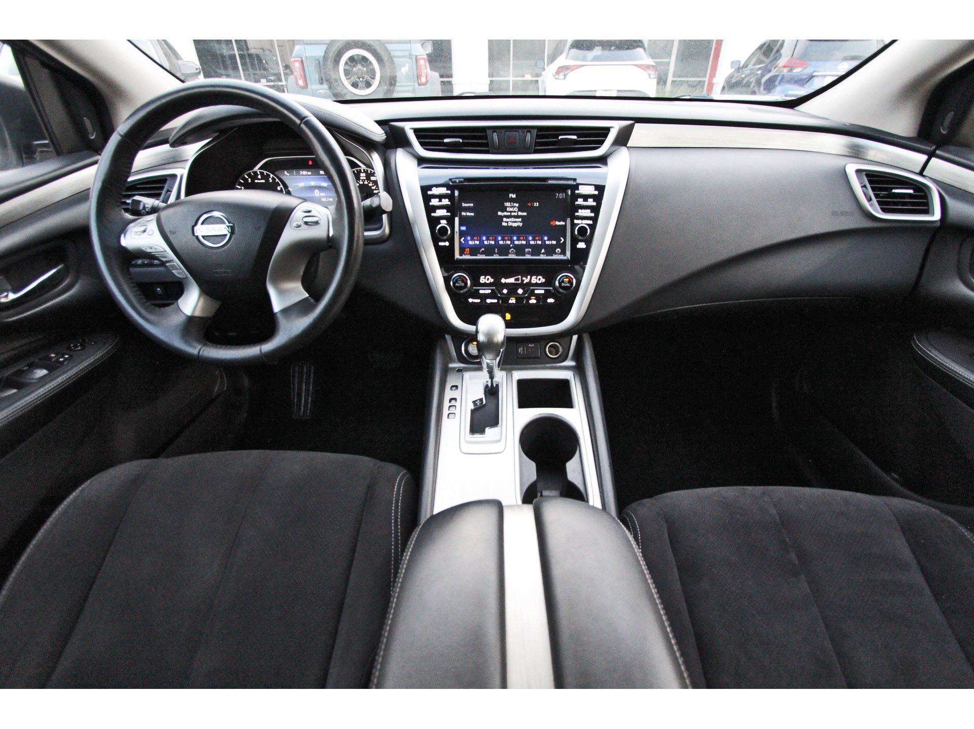 Used 2018 Nissan Murano SV FWD image 12