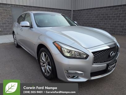 Used 2016 INFINITI Q70 3.7 w/ Deluxe Touring Package