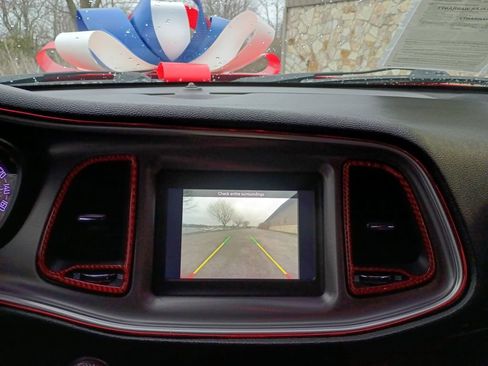 Used 2021 Dodge Challenger SXT w/ Blacktop Package image 31