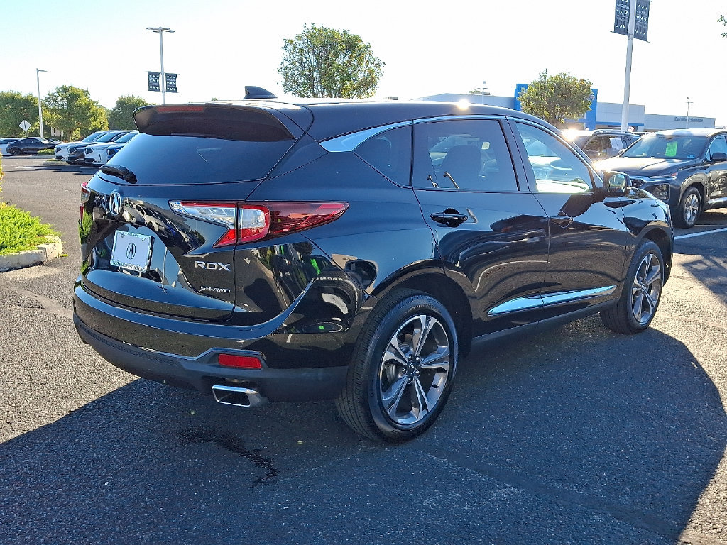 Certified 2025 Acura RDX w/ Technology Package AWD/4WD image 6