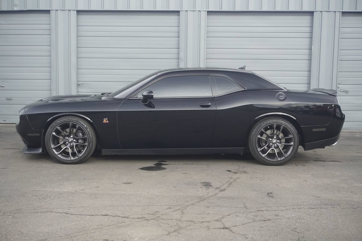 Used 2021 Dodge Challenger R/T Scat Pack RWD image 2