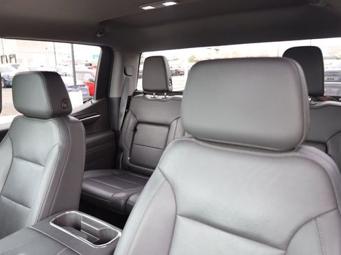 Used 2022 GMC Sierra 1500 SLT w/ SLT Convenience Package AWD/4WD image 16