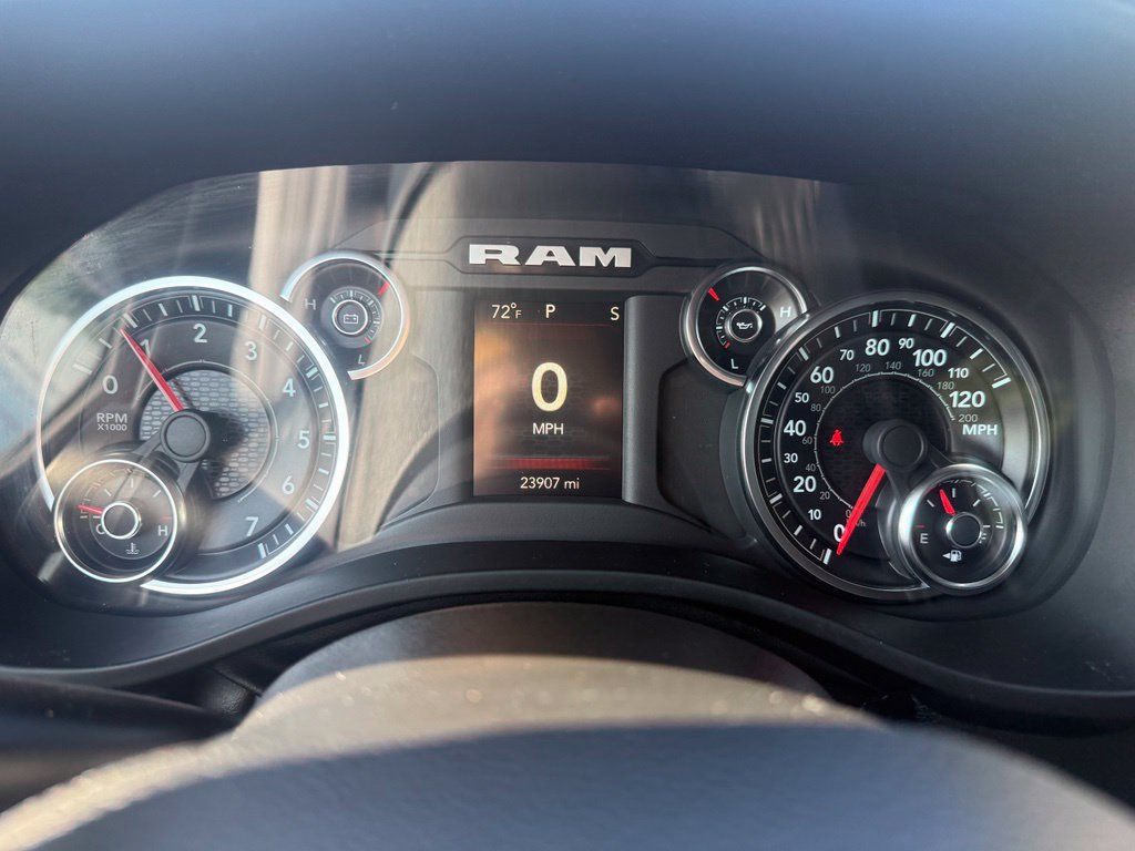 Used 2023 RAM 1500 Big Horn AWD/4WD image 23