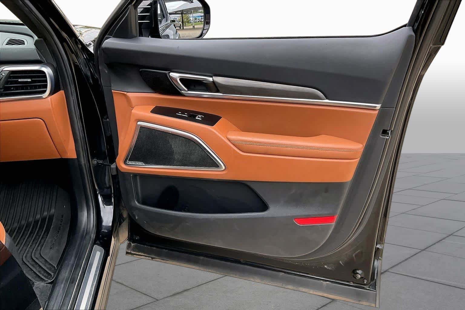 Used 2025 Kia Telluride SX Prestige X-Pro AWD/4WD image 21