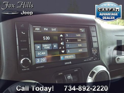 Used 2016 Jeep Wrangler Unlimited Rubicon AWD/4WD image 19