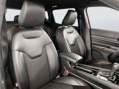 Used 2022 Jeep Compass Altitude image 31