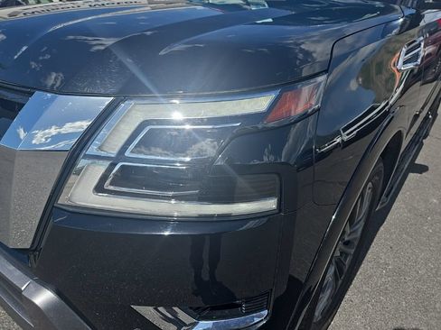 Certified 2024 Nissan Armada Platinum w/ Captain's Chairs Package AWD/4WD image 35