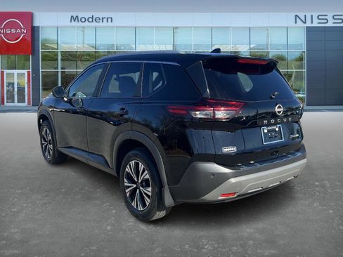 Certified 2023 Nissan Rogue SV w/ SV Premium Package image 7