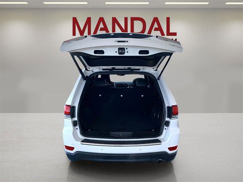 Used 2020 Jeep Grand Cherokee Limited w/ Luxury Group II image 23