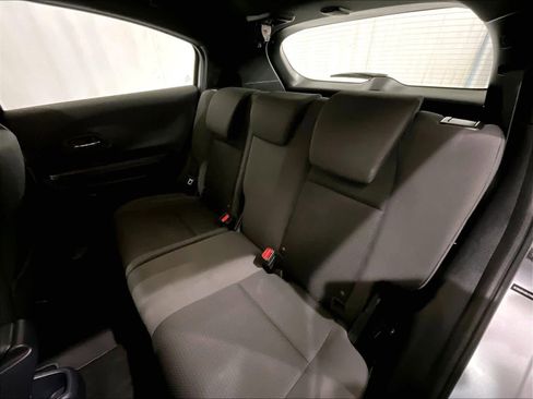 Used 2019 Honda HR-V Sport image 15