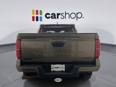 Used 2024 Toyota Tacoma TRD Sport image 4