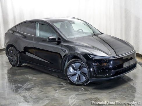 Used 2026 Tesla Model Y Long Range image 5