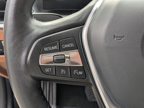 Used 2023 BMW i4 eDrive40 w/ Premium Package image 16