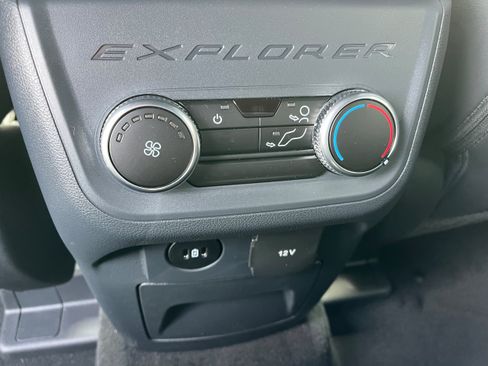 New 2026 Ford Explorer ST-Line AWD/4WD image 14