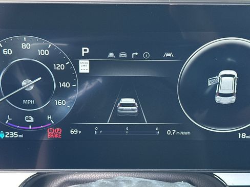New 2026 Kia Niro Wave FWD image 25