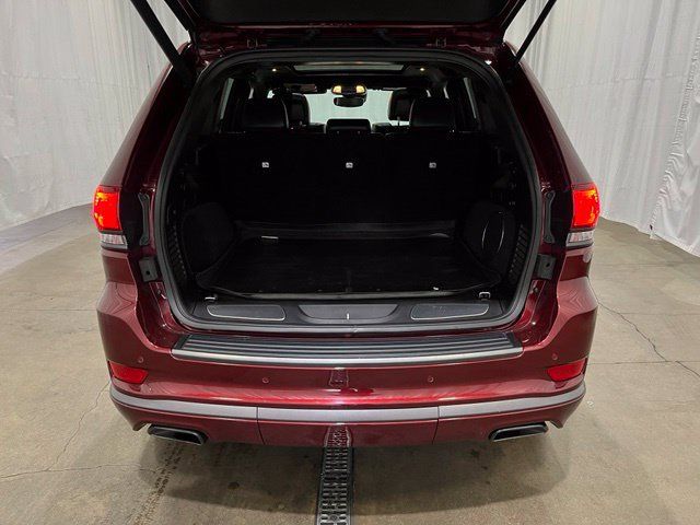 Used 2020 Jeep Grand Cherokee High Altitude AWD/4WD image 13