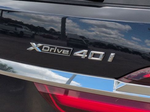 Used 2020 BMW X7 xDrive40i w/ M Sport Package AWD/4WD image 7