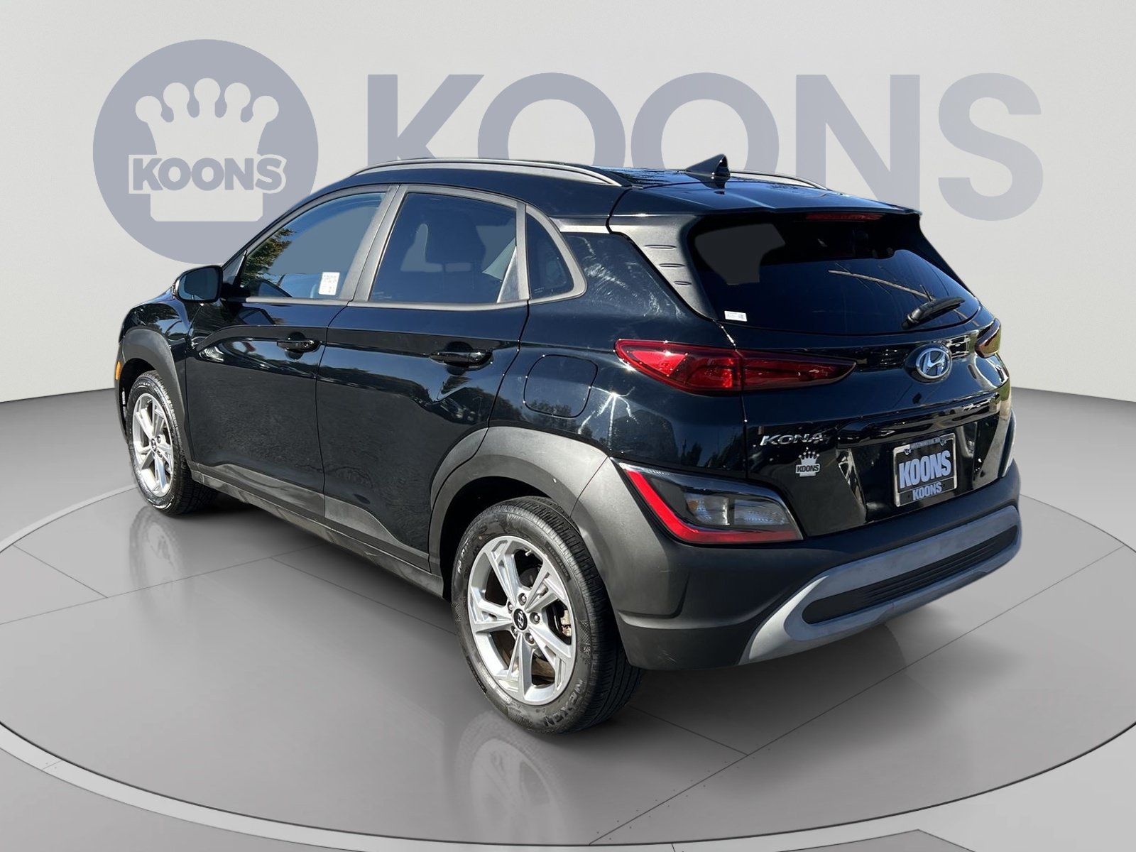 Used 2023 Hyundai Kona SEL FWD image 4