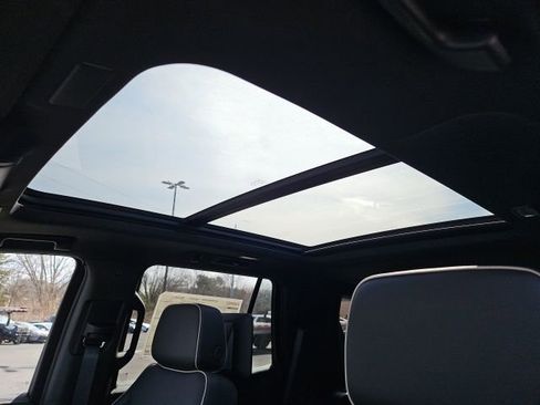 New 2026 GMC Yukon Elevation w/ Elevation Premium Package image 14