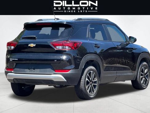 Used 2025 Chevrolet TrailBlazer LT AWD/4WD image 4