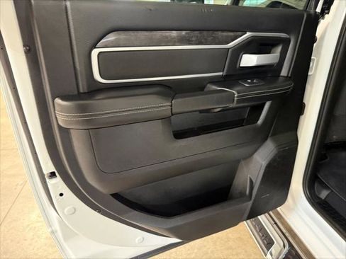 Certified 2024 RAM 2500 Big Horn w/ Level 2 Equipment Group AWD/4WD image 32