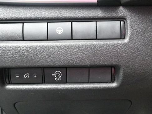 Used 2023 Nissan Rogue SV AWD/4WD image 15