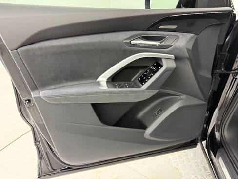 New 2025 Audi SQ5 Premium Plus image 26