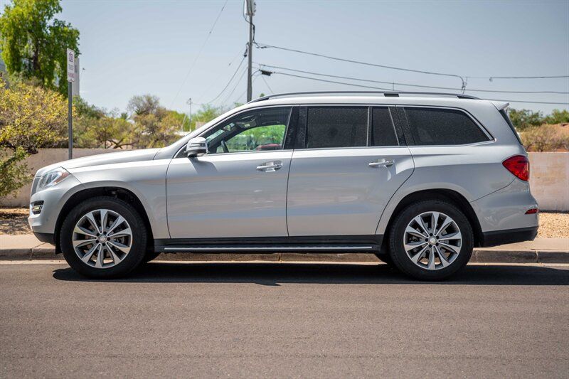 Used 2016 Mercedes-Benz GL 450 4MATIC image 2