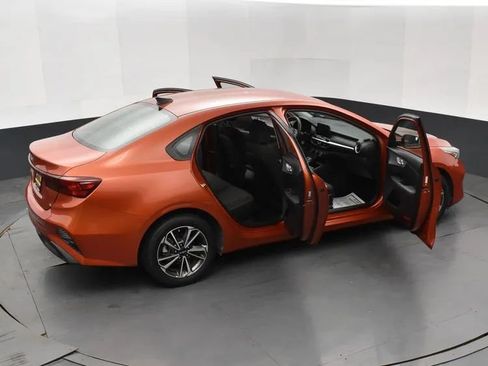 Used 2024 Kia Forte LXS FWD image 6