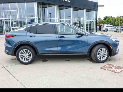New 2026 Buick Envista Preferred w/ Convenience I Package FWD image 9