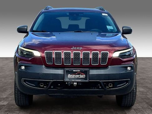 Used 2019 Jeep Cherokee Trailhawk AWD/4WD image 5