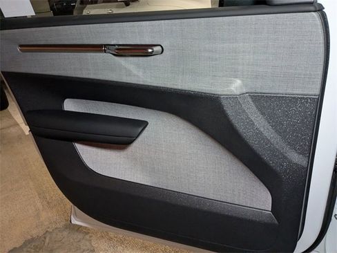 New 2025 Volvo EX30 Ultra w/ Protection Package Premier image 25