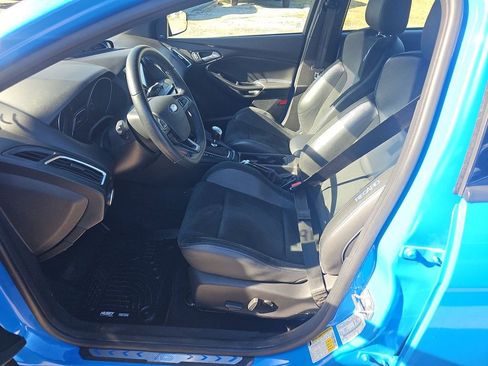 Used 2018 Ford Focus RS image 11