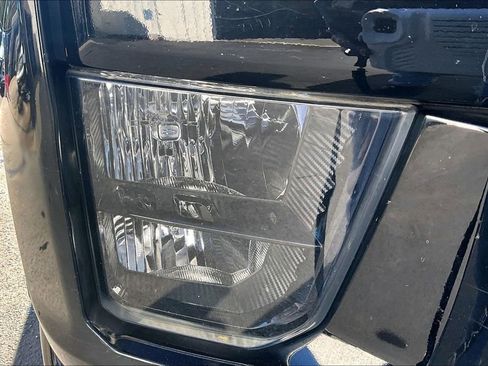 Used 2022 Chevrolet Silverado 2500 Custom w/ Custom Value Package image 30