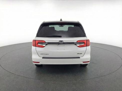 Used 2024 Honda Odyssey EX-L image 10