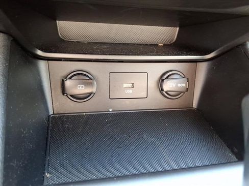 Used 2022 Hyundai Kona SEL image 12