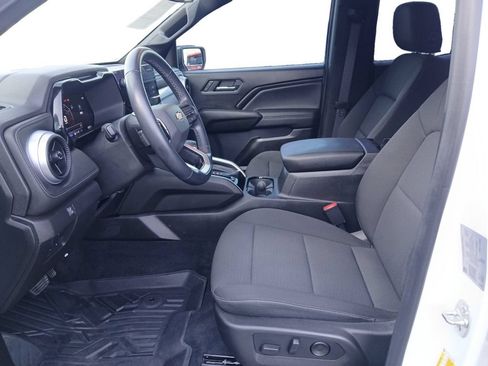 Used 2025 Chevrolet Colorado LT w/ Advanced Trailering Package RWD image 19