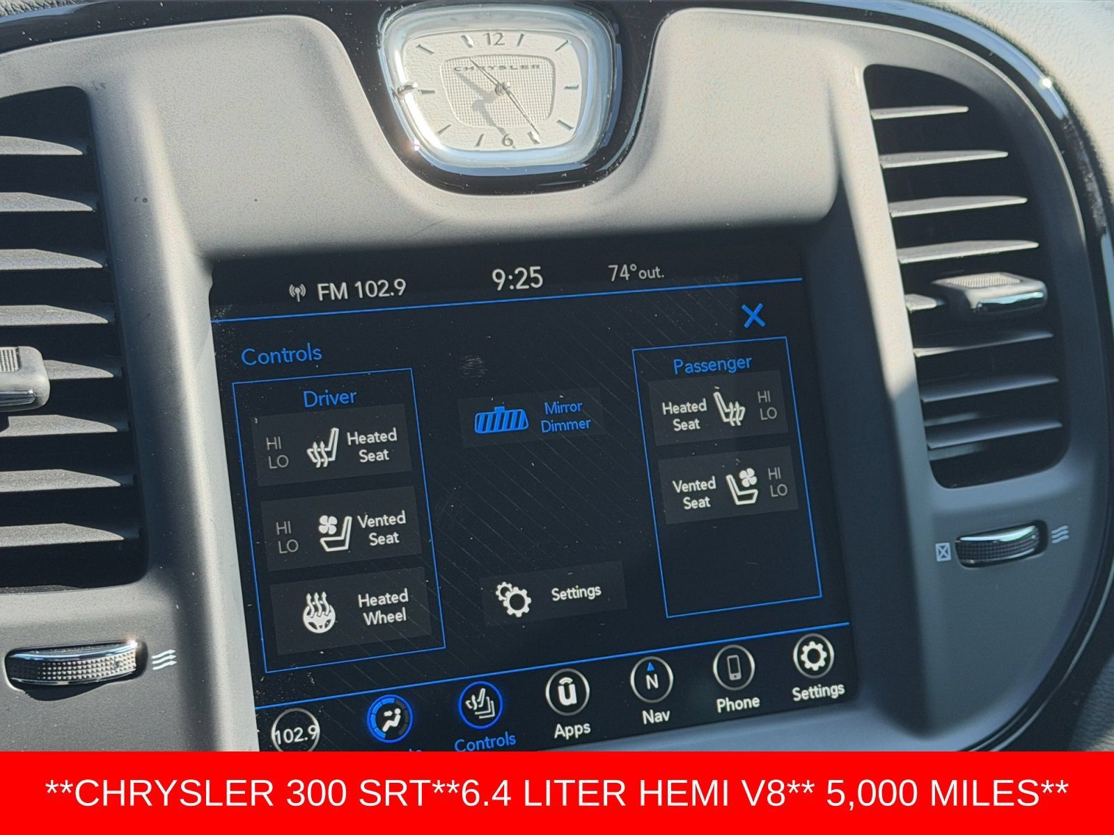 Used 2023 Chrysler 300 C RWD image 32