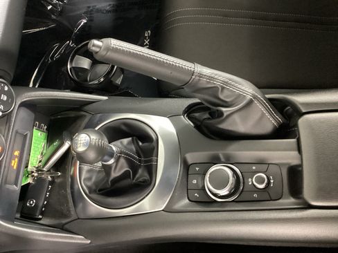 Used 2024 MAZDA MX-5 Miata Sport RWD image 16