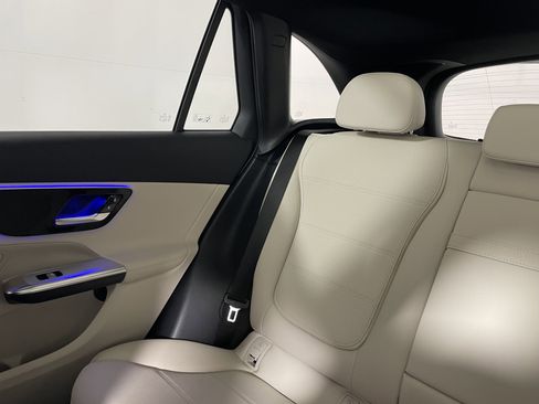 New 2026 Mercedes-Benz GLC 300 image 13