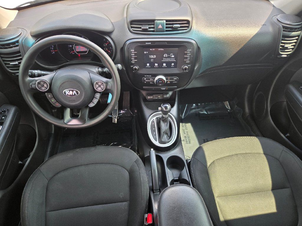 Used 2019 Kia Soul + FWD image 19