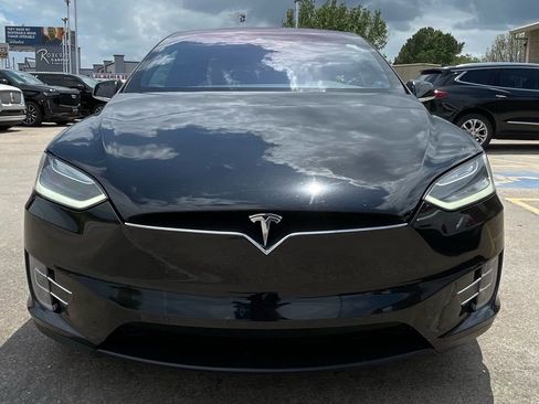 Used 2016 Tesla Model X 75D image 8