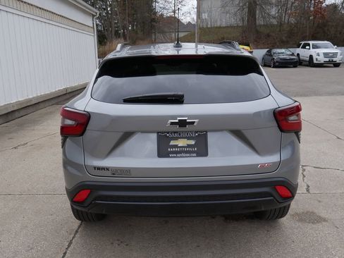 New 2026 Chevrolet Trax RS w/ Driver Confidence Package FWD image 6