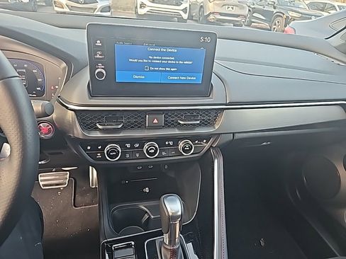 Used 2025 Acura ADX A-Spec image 9