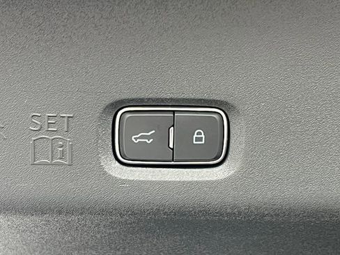 New 2025 Ford Expedition Max Platinum w/ Platinum Ultimate Package AWD/4WD image 37