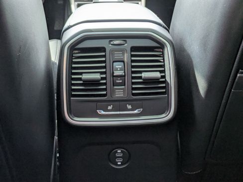 Used 2025 Porsche Macan GTS image 25