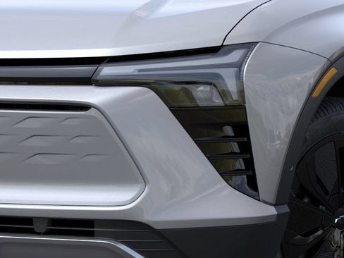 New 2026 Chevrolet Blazer EV LT w/ Midnight/Sport Edition FWD image 10
